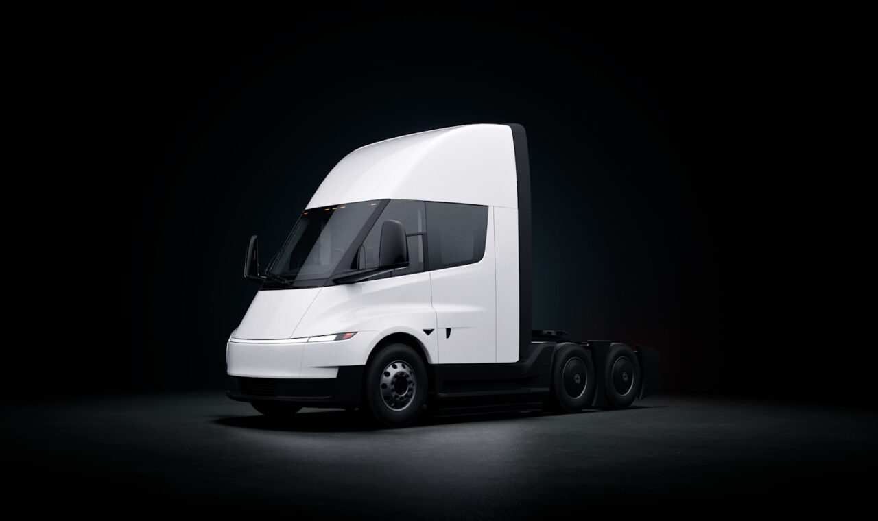 A Paper Transport is beállt a Tesla Semi tesztelők sorába – chicagói pilotprogrammal