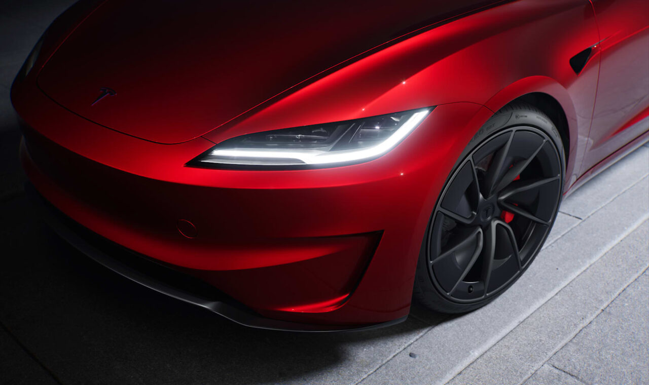 Az NHTSA nem fogadta el Tesla kifogását: kötelező visszahívás vár közel 20 ezer Model 3-ra és Model Y-ra