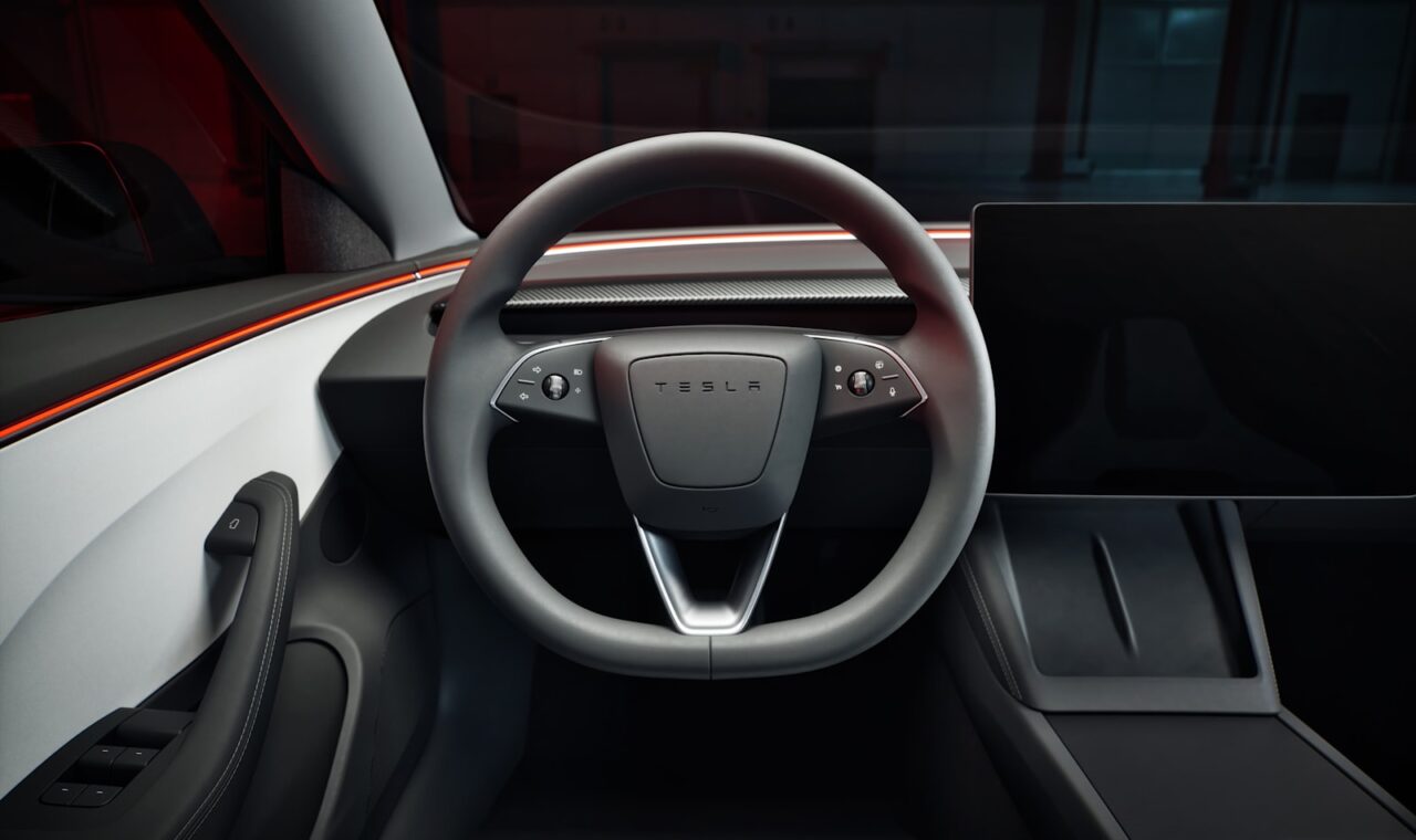 Első benyomások a Tesla FSD v14.3.5-ről: udvariasabb forgalomkezelés, de gyengébb parkolás
