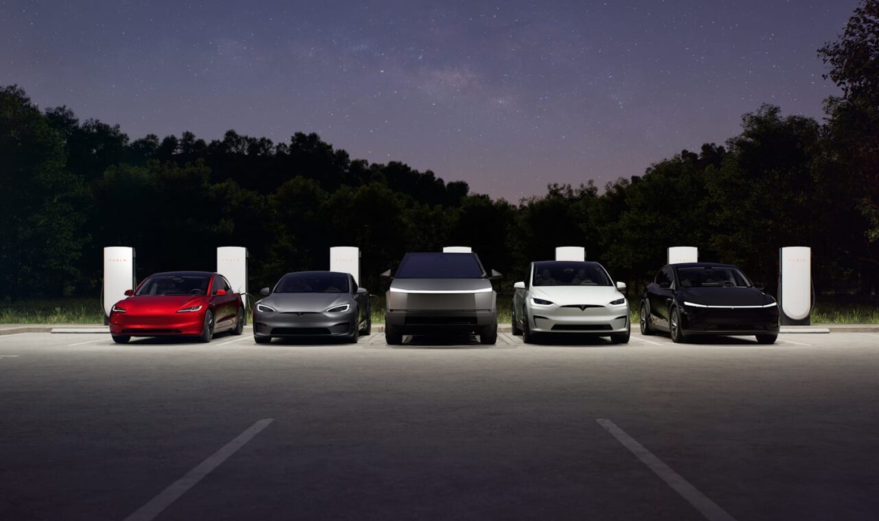 Garantált viszonteladási értékkel védi új vásárlóit a Tesla az árvágások után