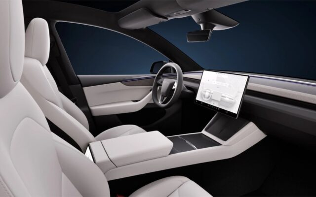 Tesla Model Y: Zen Grey belső Európában