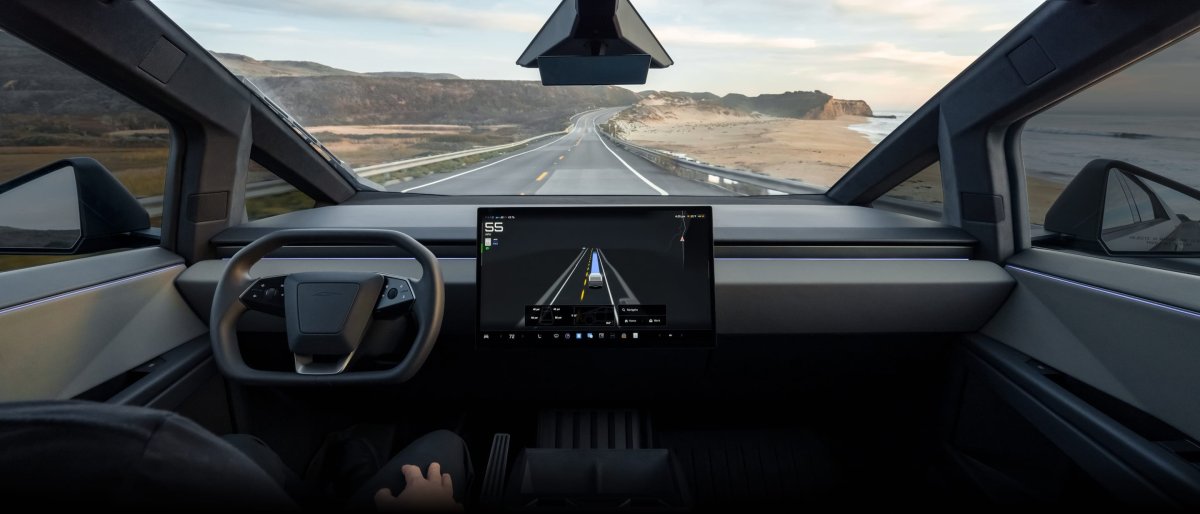 Tesla FSD és gyorshajtás: a sofőr fizeti a büntetést