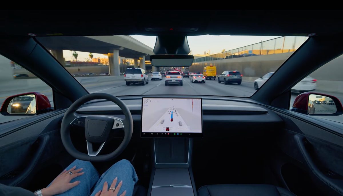 Franciaország teszteli a Tesla FSD-t az EU-szavazás előtt