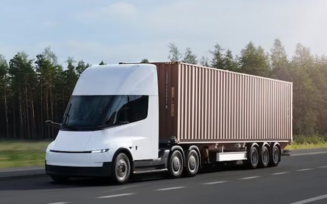 Tesla Semi Európába jön 2027-ben – és olcsóbb a töltés