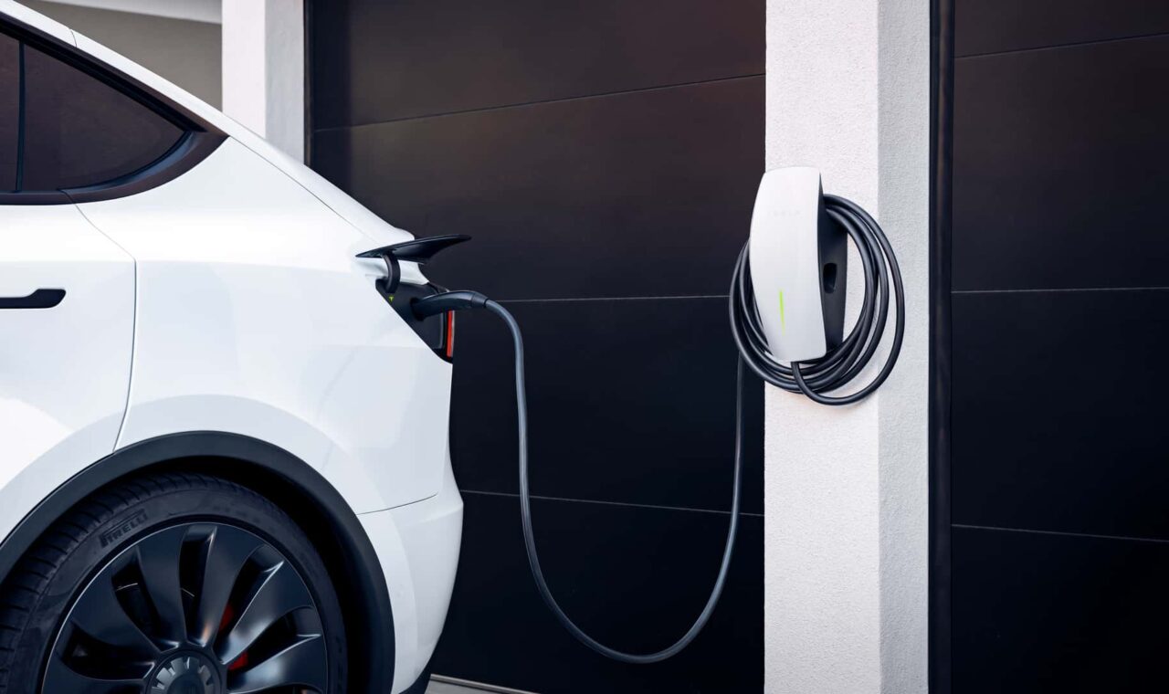 Tesla Model 3 és Y: otthoni áramforrás áramszünetkor