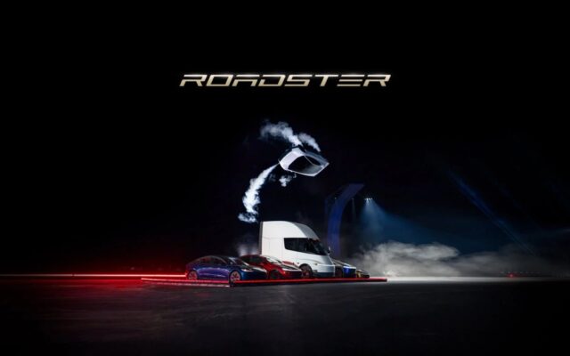 Tesla Roadster: repül, 0,81 s alatt gyorsul 100 km/h-ra
