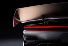 Tesla Roadster ventilátor: így tapad fejjel lefelé is